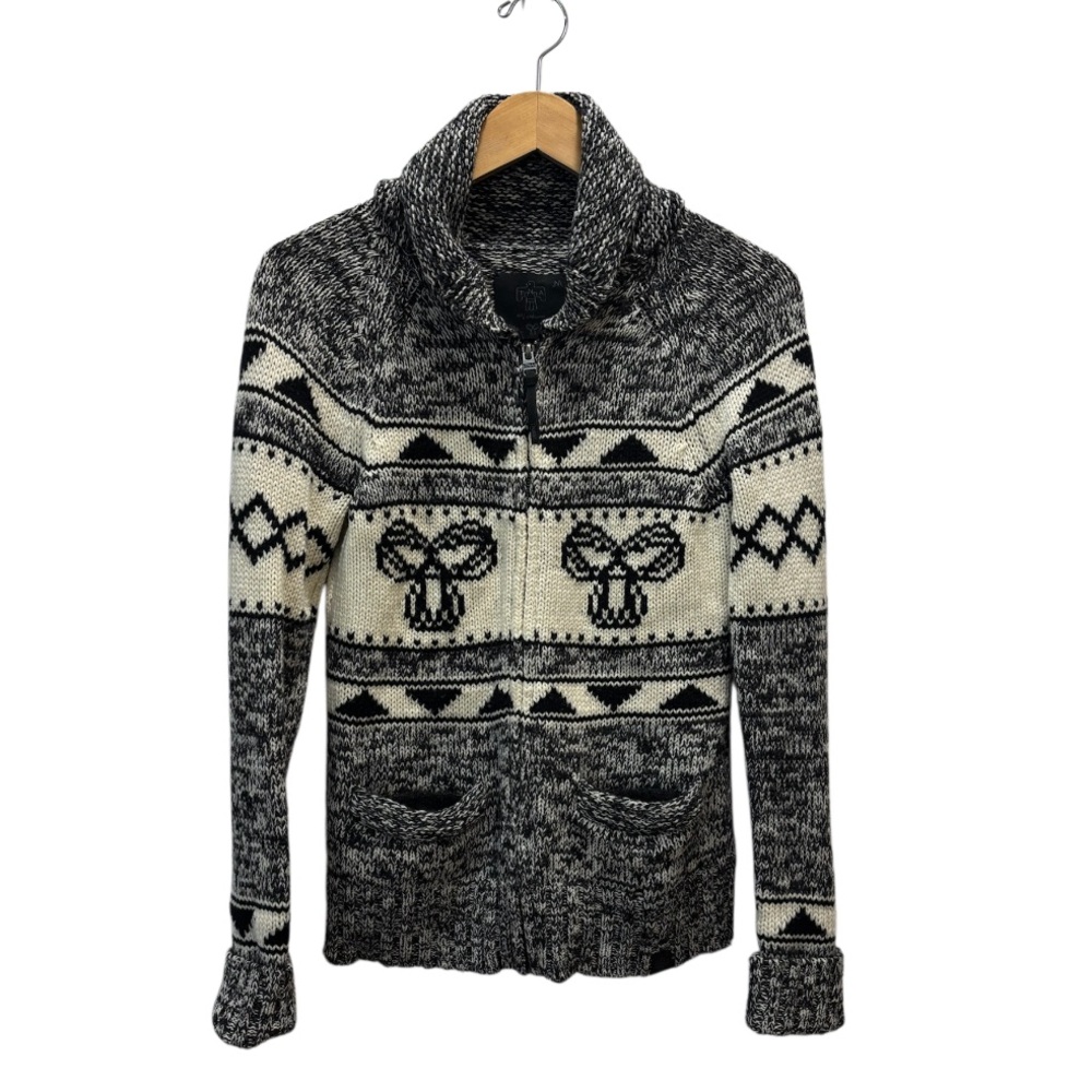 Aritzia TNA Y2K Sea to Sky Lambswool Cowichan Cardigan